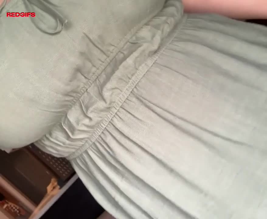 Any tits in a sundress fans here today 😜
