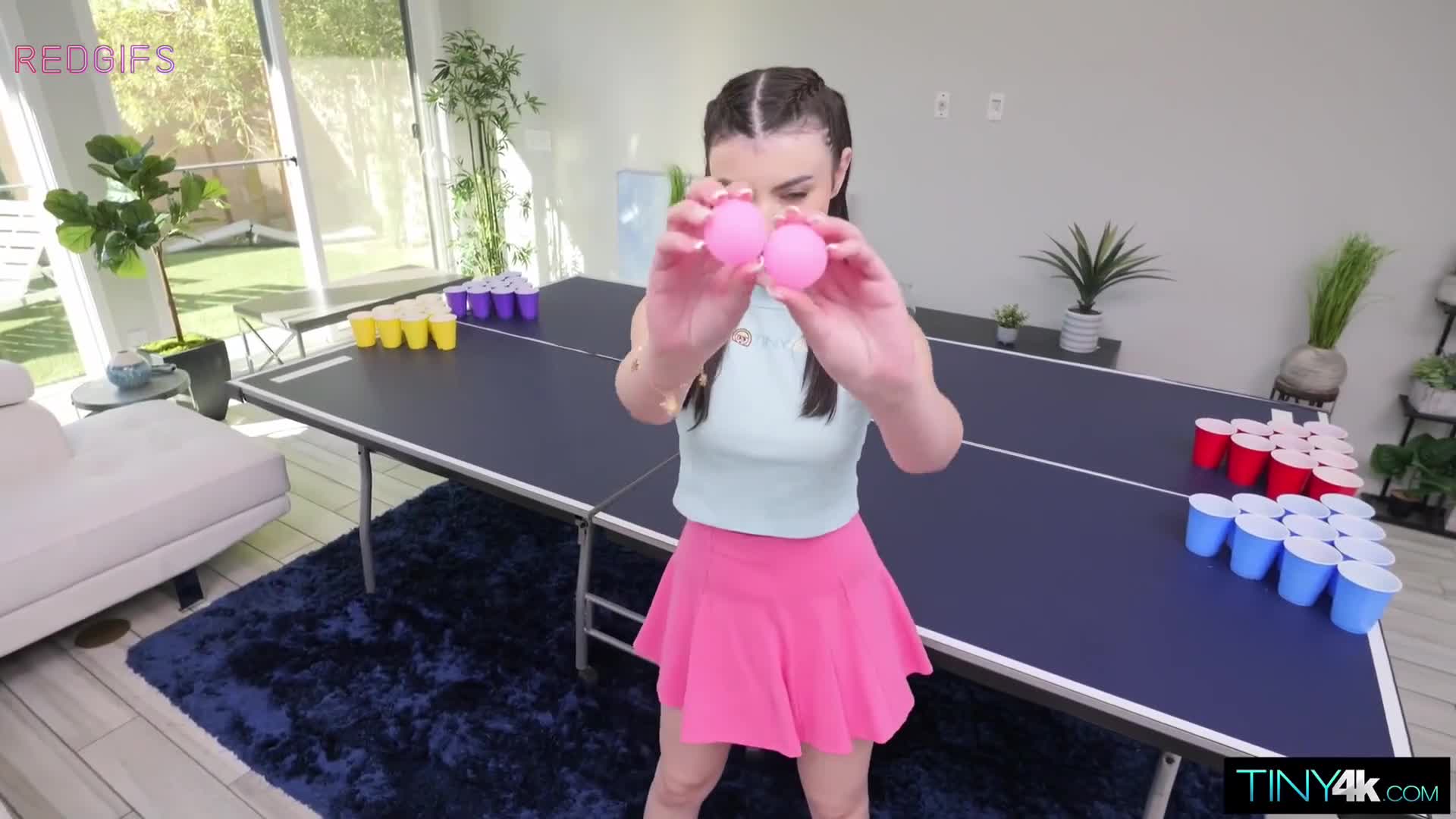 [Julia James, 20] Sex Cup Pong
