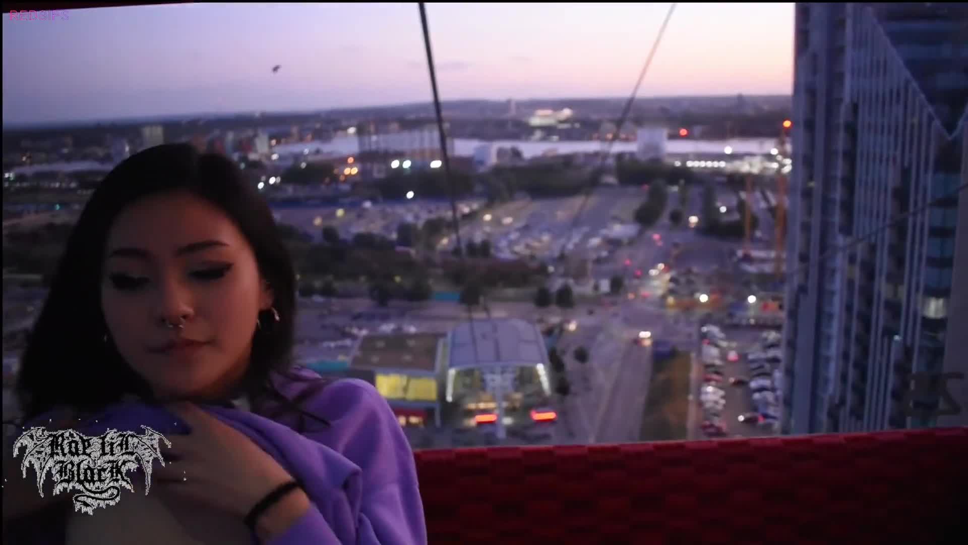 Cable car blowjob